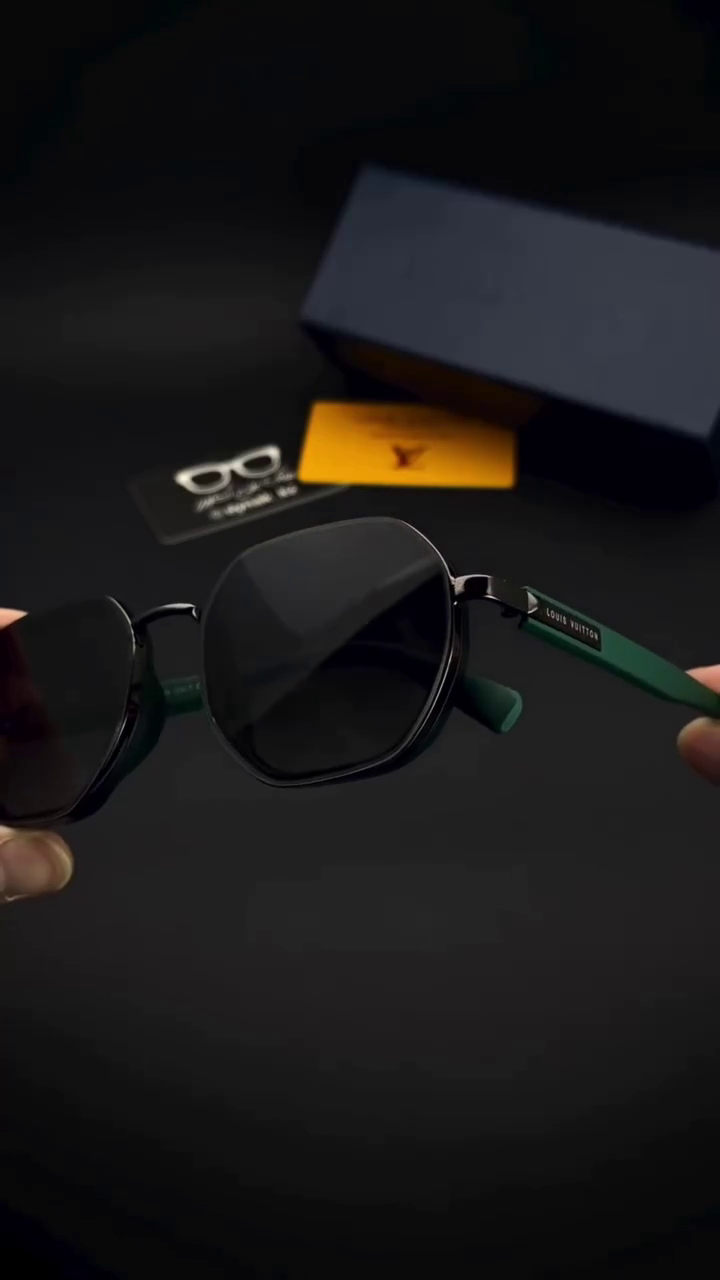 🕶️ Luxury Edge Square Sunglasses – Premium Style for Everyday Confidence