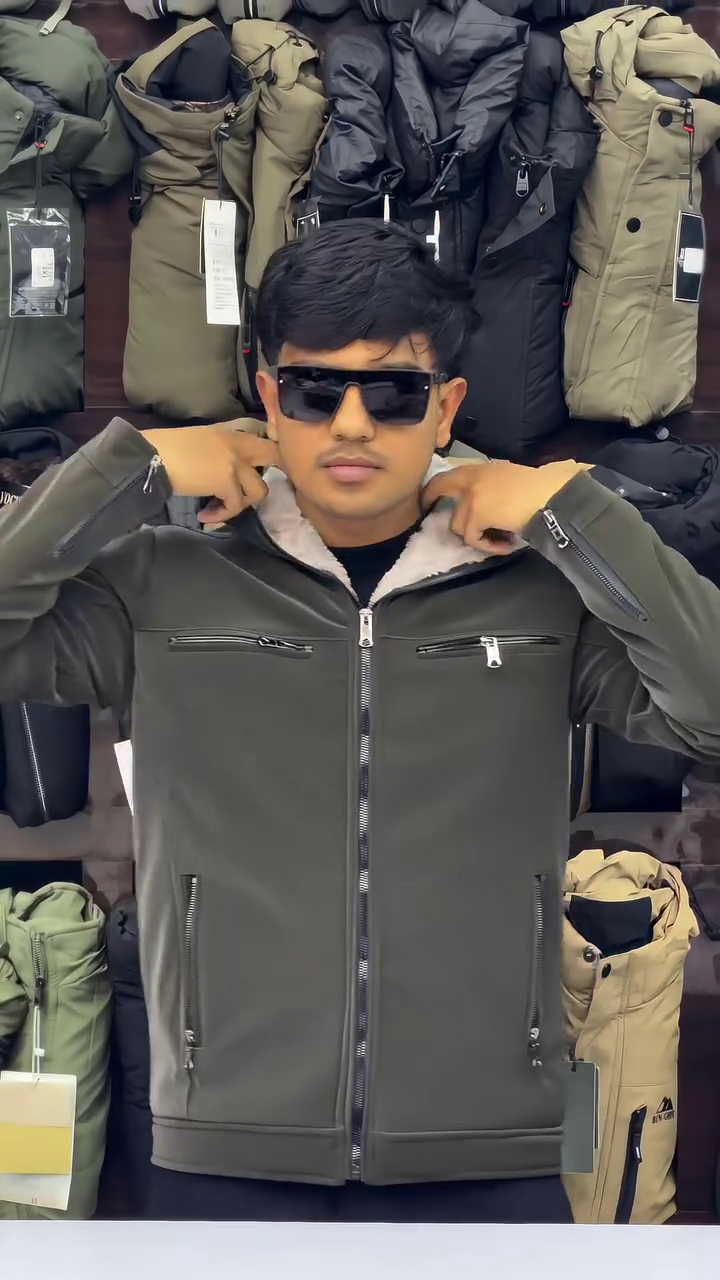 Frost Luxe Winter Jacket – Premium Warmth with Street-Style Edge ❄️🧥