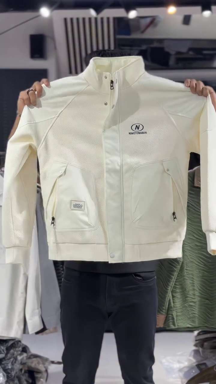 Urban Shield Utility Jacket – Modern Fit, All-Weather Style