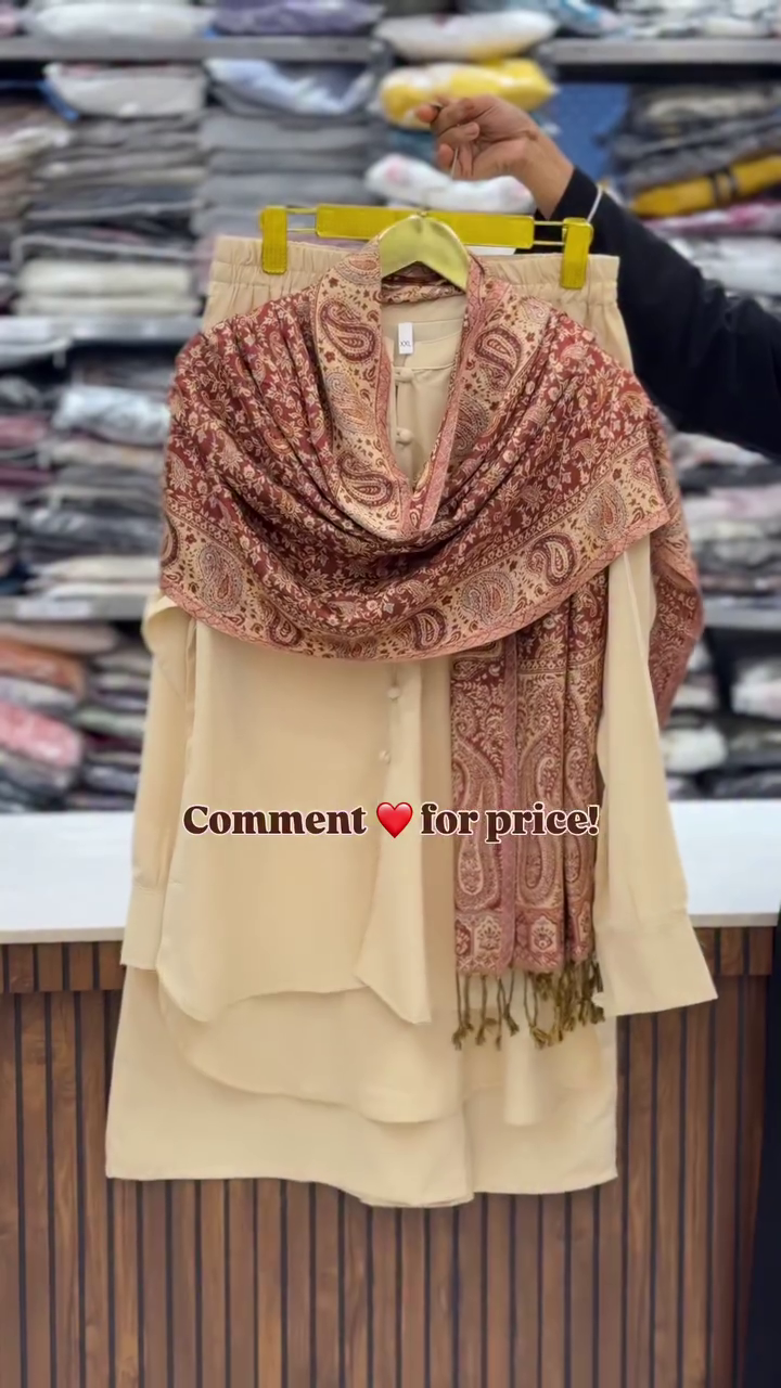 🌸 Elegant Paisley Grace Kurta Set with Matching Dupatta 🌸