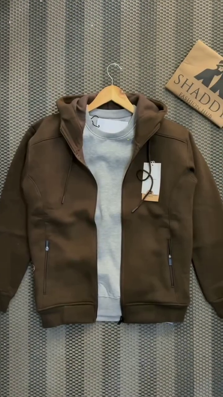 🔥 Urban Edge Zip-Up Hoodie & Denim Combo 🔥