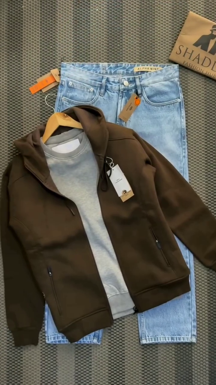 🔥 Urban Edge Zip-Up Hoodie & Denim Combo 🔥