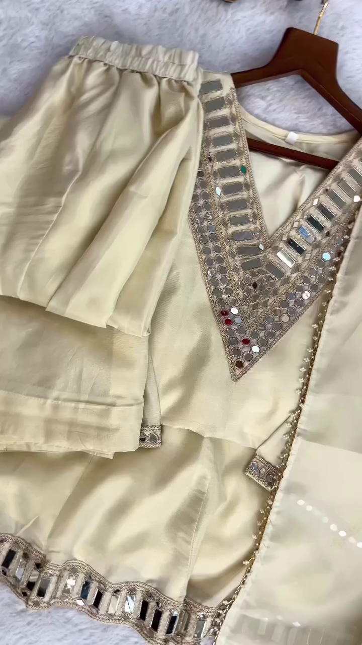 Glow Mirror-Work Ethnic Kurta Set ✨