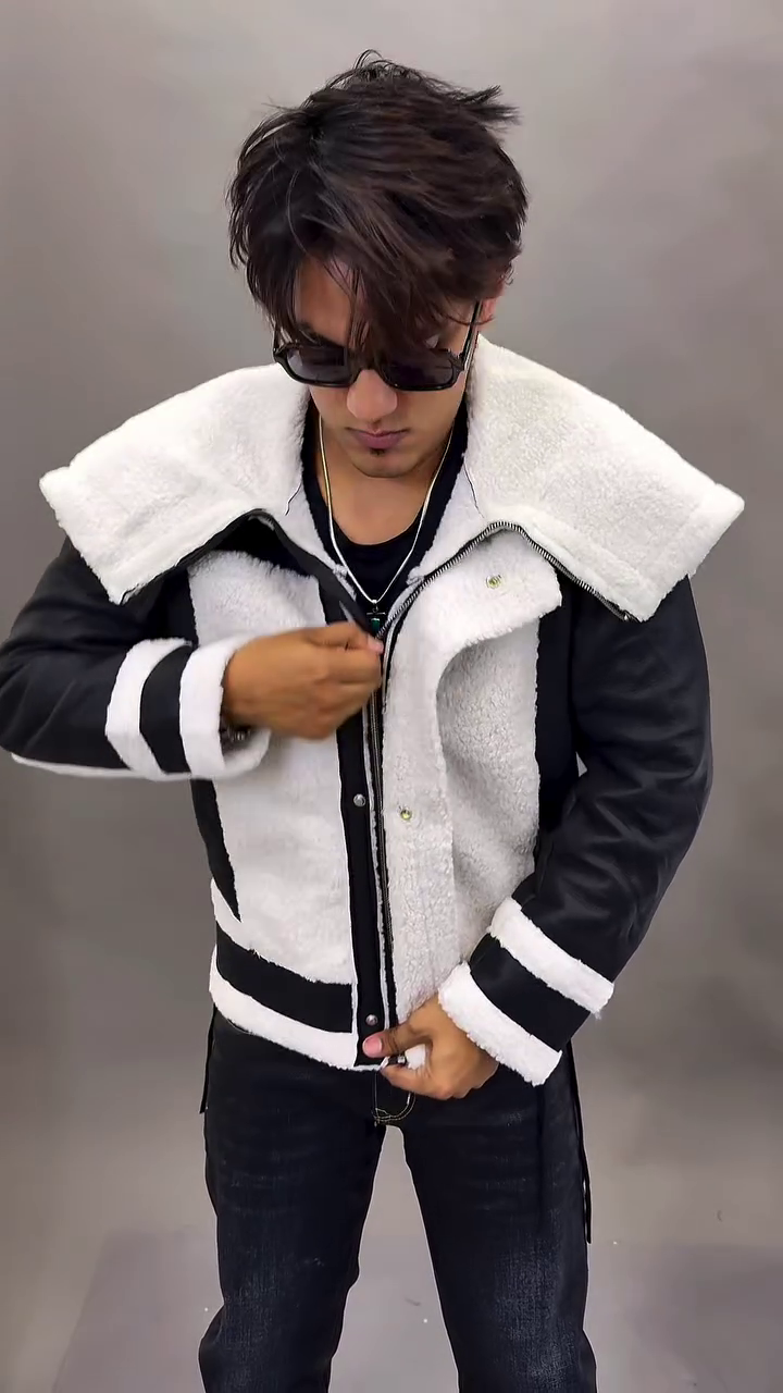 Urban Frost Luxe Hooded Jacket – Premium Faux Shearling Streetwear Essential