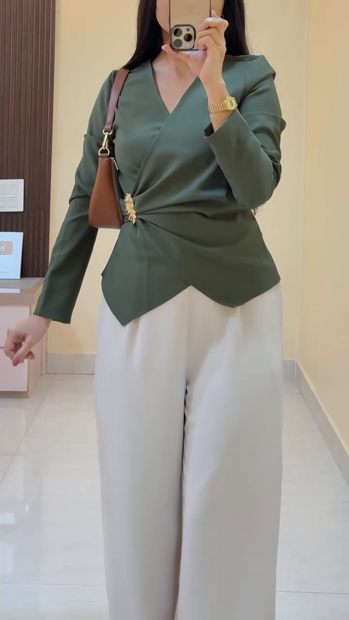 Soft Mauve Top with Cream Wide-Leg Trousers