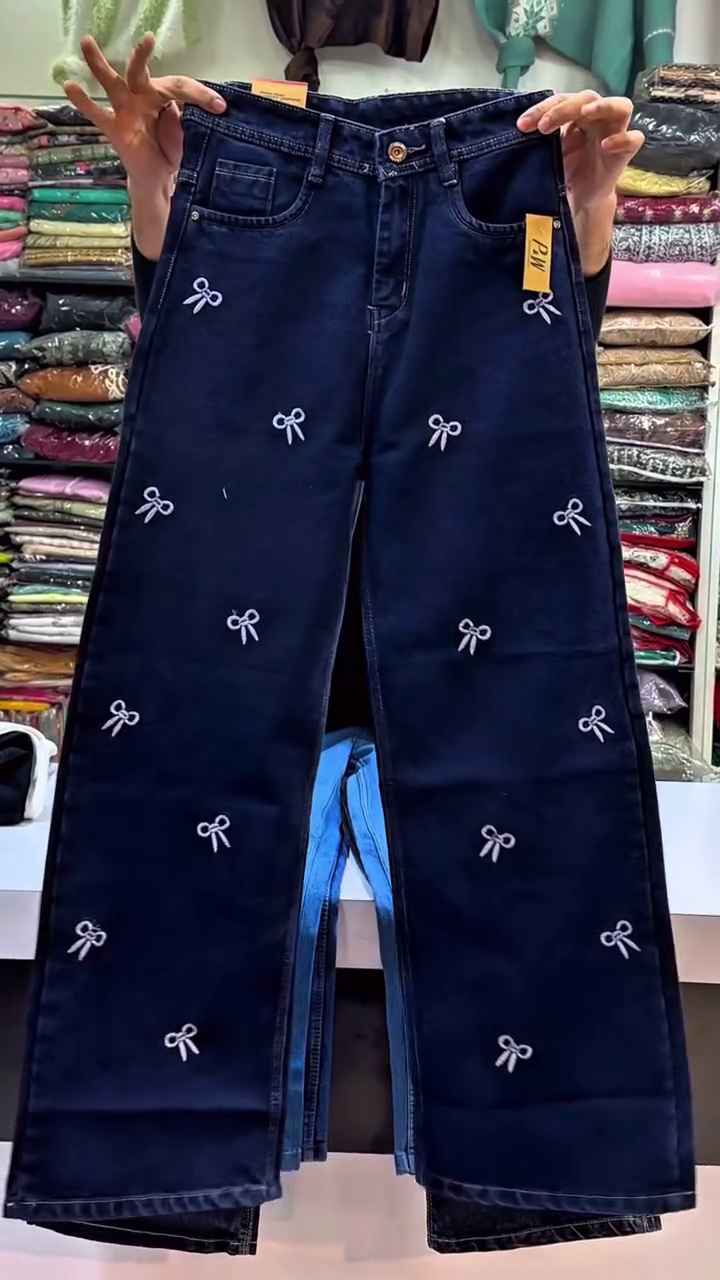 Black Wide-Leg Jeans with Embroidered Motifs