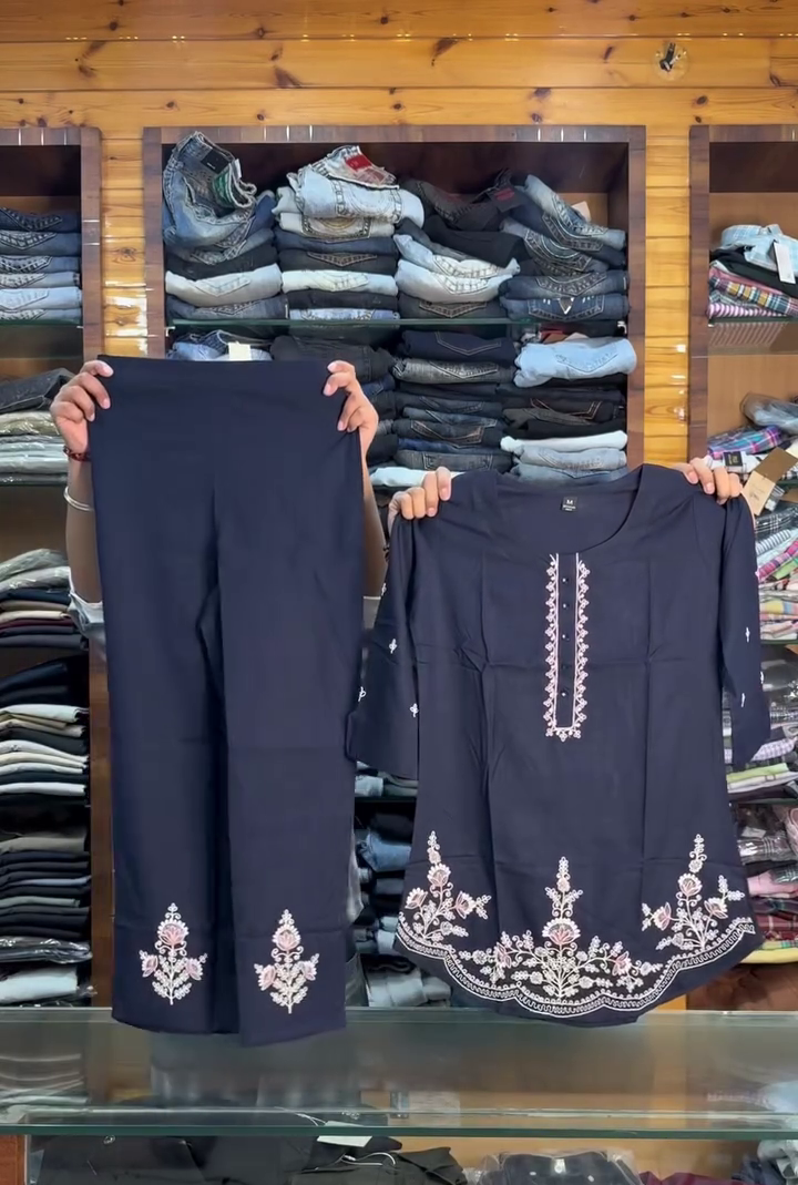 Maroon Embroidered Two-Piece Traditional Suit with Elegant Floral Detailing