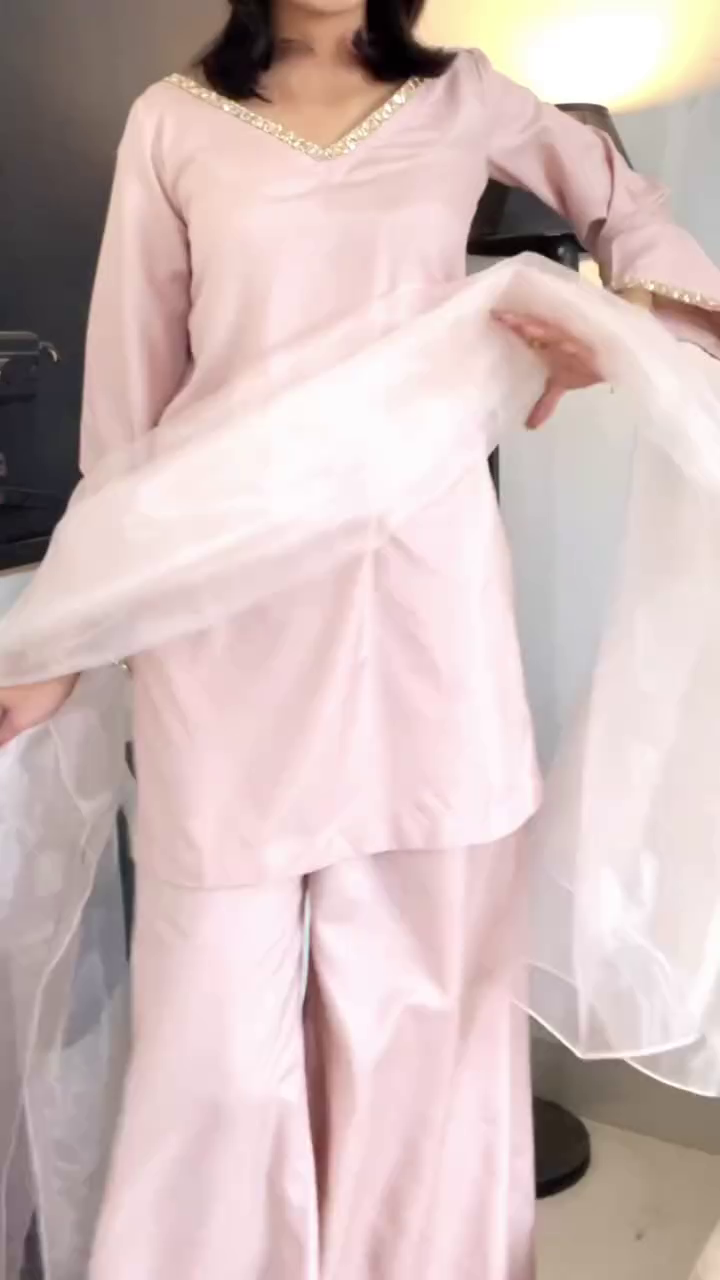 Timeless Elegance in Classic White Traditional Suit with Minimalist Detailing