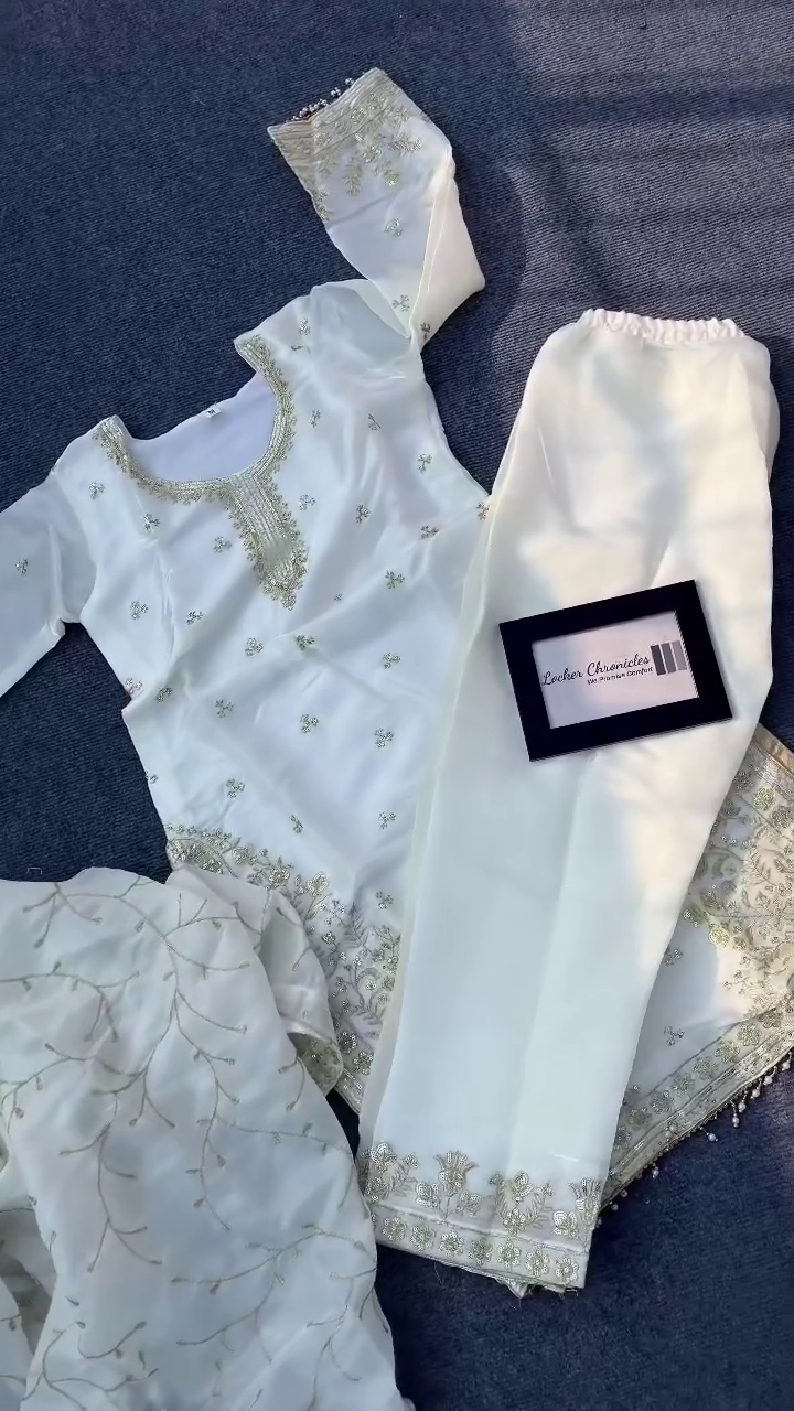 Elegant Ivory Embroidered Suit Set with Dupatta