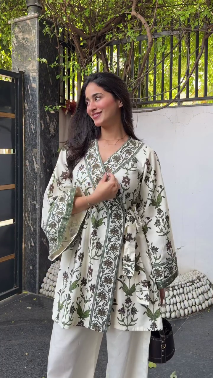 Elegant Botanical Print Kimono Style Top with White Wide Pants