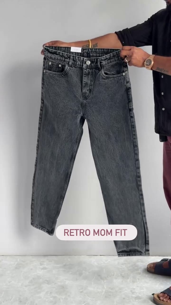 Retro Mom Fit Blue Jeans