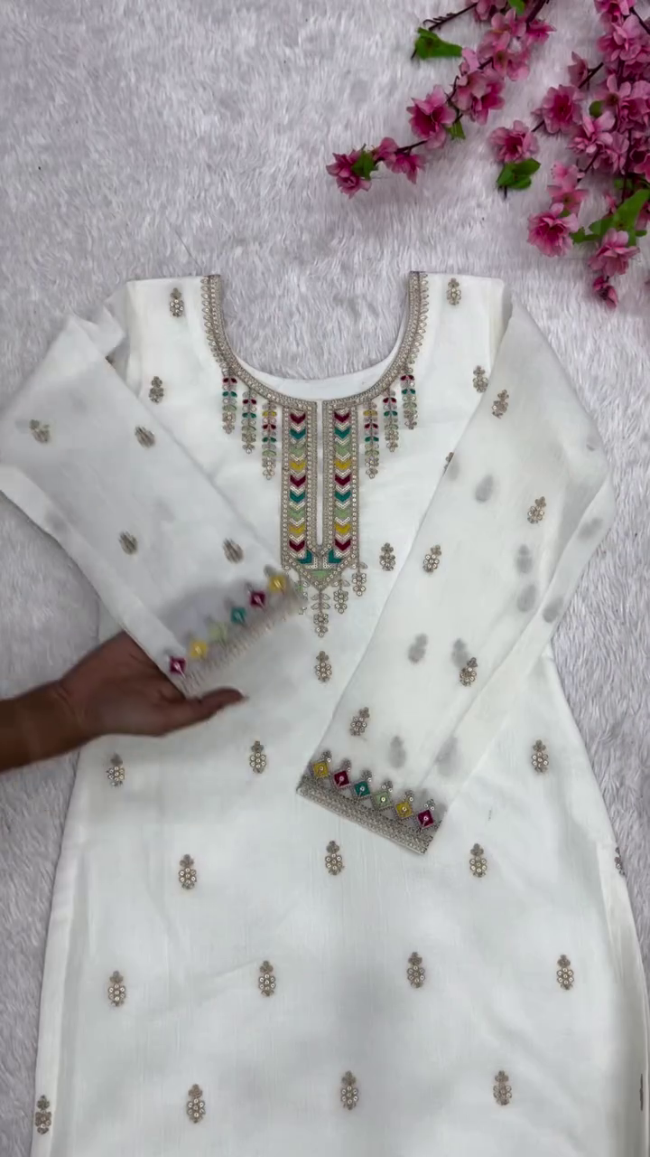 White Embroidered Ethnic Kurti Set