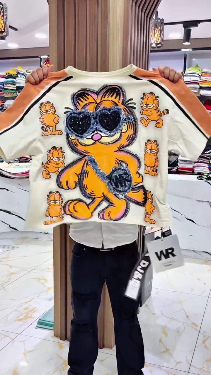 Garfield Funky Oversized Graphic T-Shirt
