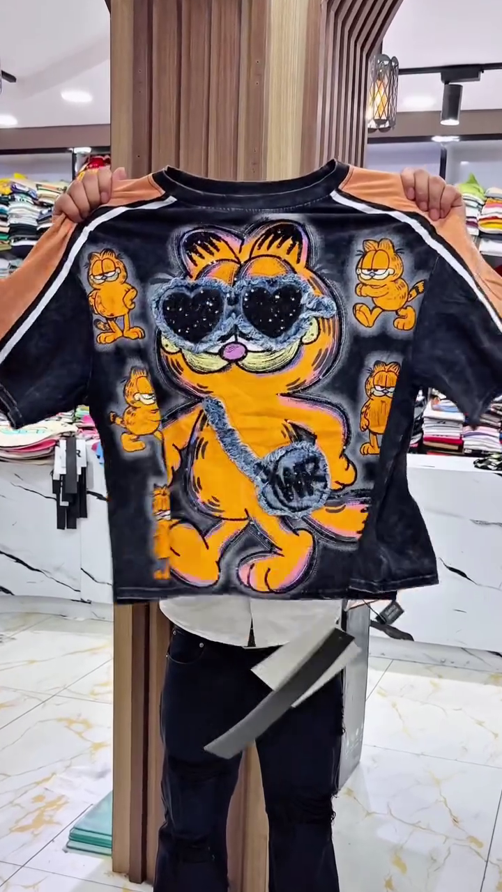 Garfield Funky Oversized Graphic T-Shirt