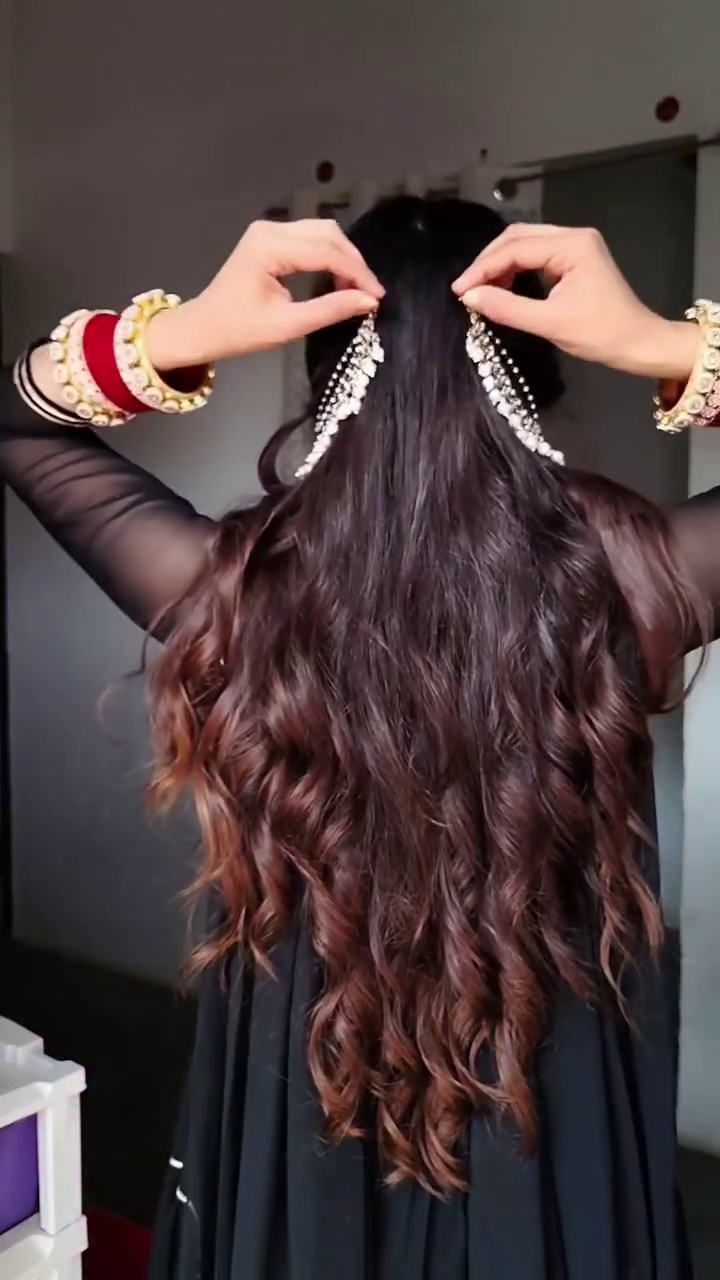 Royal Pearl Hair Charm