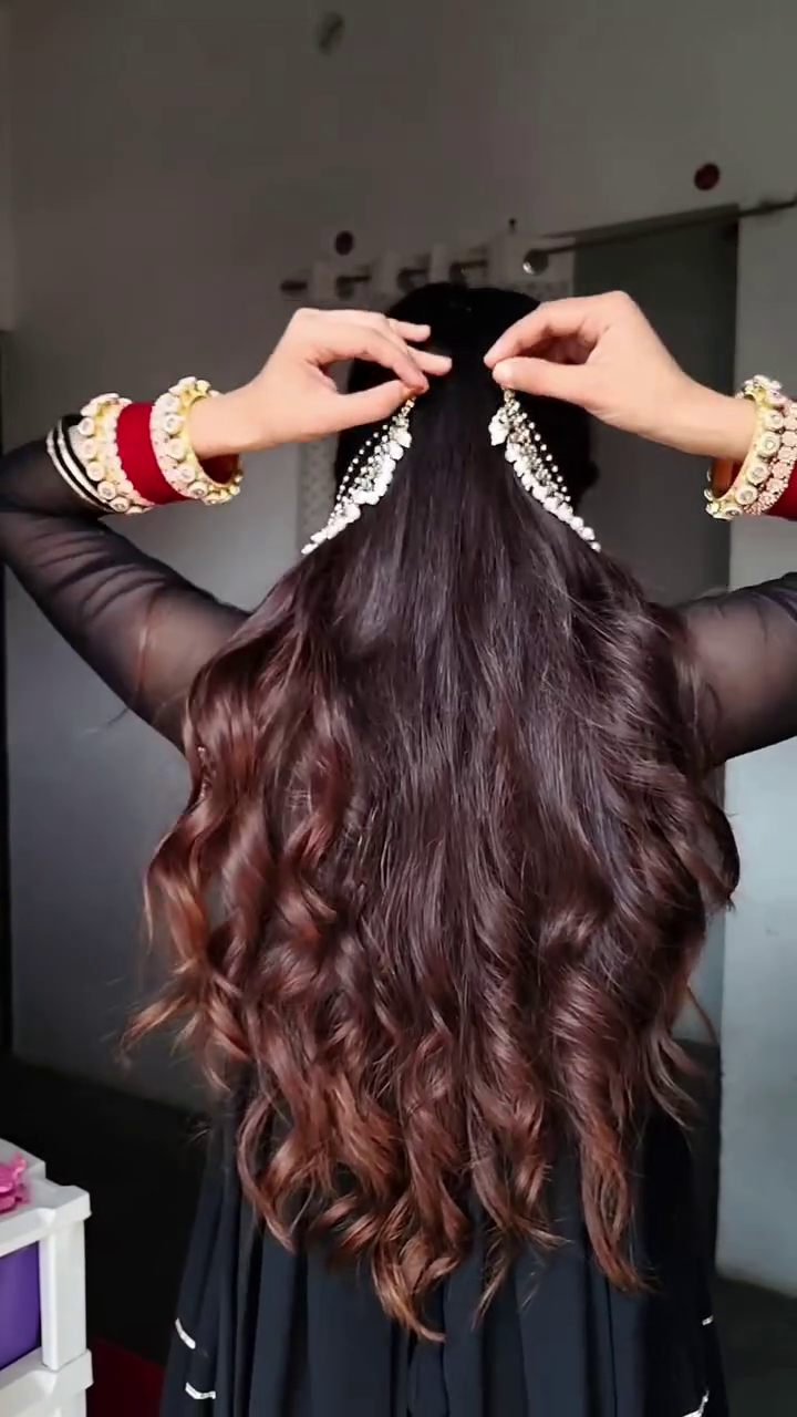Royal Pearl Hair Charm