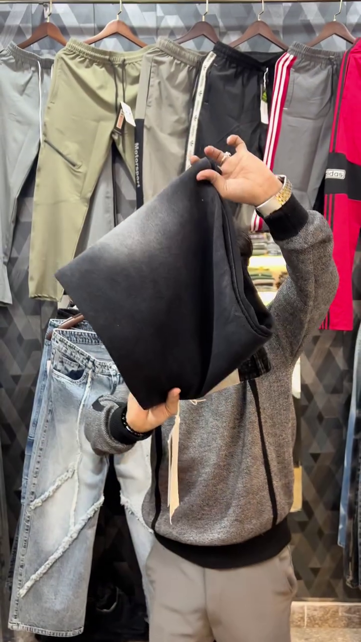 Black Washed Wide-Leg Denim Jeans