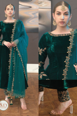 Luxurious Embroidered Velvet 3 pcs Unstitched Suit