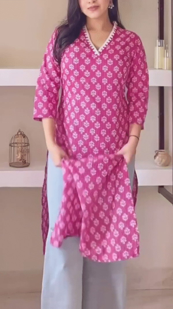 Women Floral Print Pure Cotton Straight Kurta