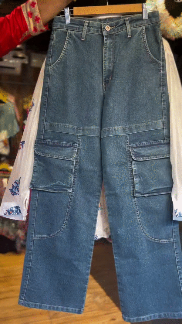 Trendy  blue  Oversize Linen Embroidered Shirt-With Iner Sat - Image 4
