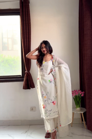 Women's Cream color Floral Printed Cotton Blend Kurta Set
